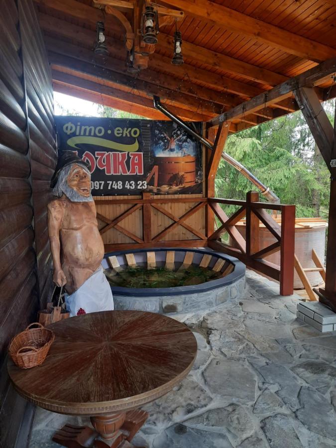 Hotel Novoe Shale Yablunytsya Ngoại thất bức ảnh